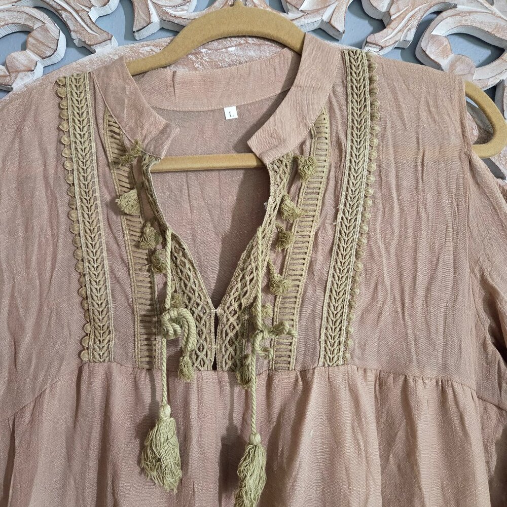 ELFINDEA khaki boho mini dress lace trim, tassels, cold shoulder Large - Picture 4 of 10